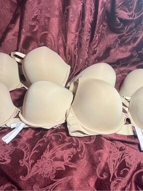 *4 Bras* Victoria's Secret Beige Molded T-Shirt Bra 38D